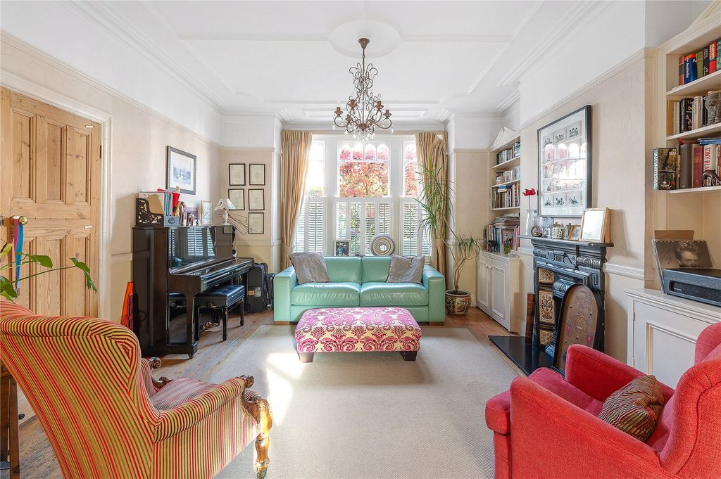 Property photo 2 of 19 Picture No. 04