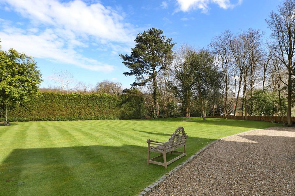 Property photo 3 of 20 Picture No. 26