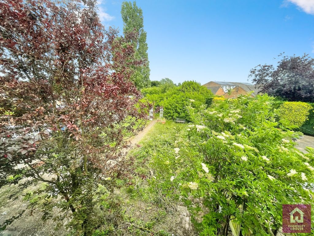 Property photo 2 of 8 Picture No. 03