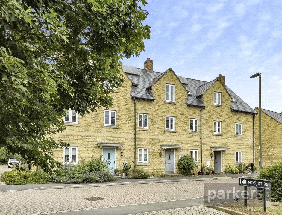 Property photo 3 of 16 External