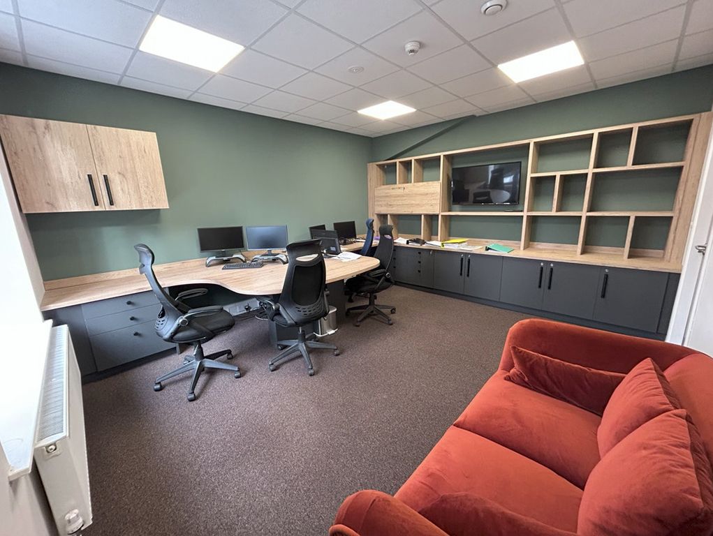 Property photo 2 of 6 Photo 3