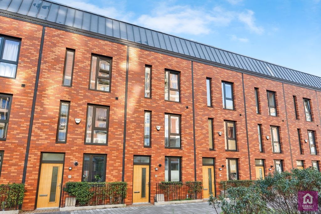 Property photo 3 of 22 Picture No. 22