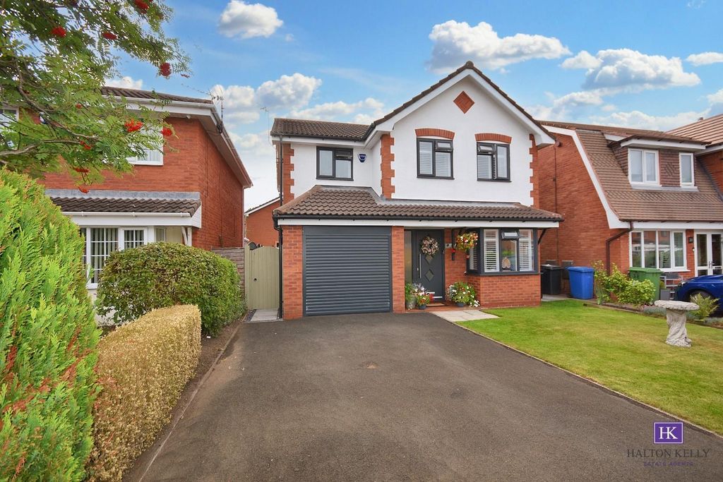 Property photo 1 of 43