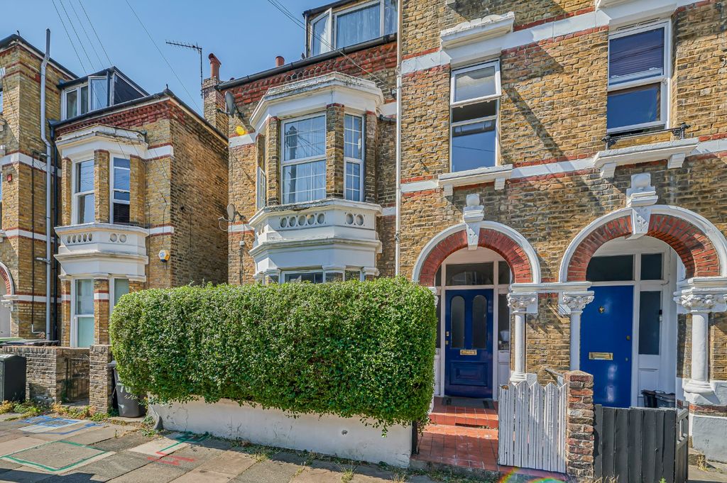 Property photo 1 of 13 Picture No. 01