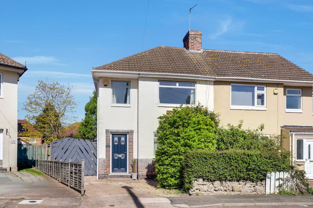 Property photo 1 of 16