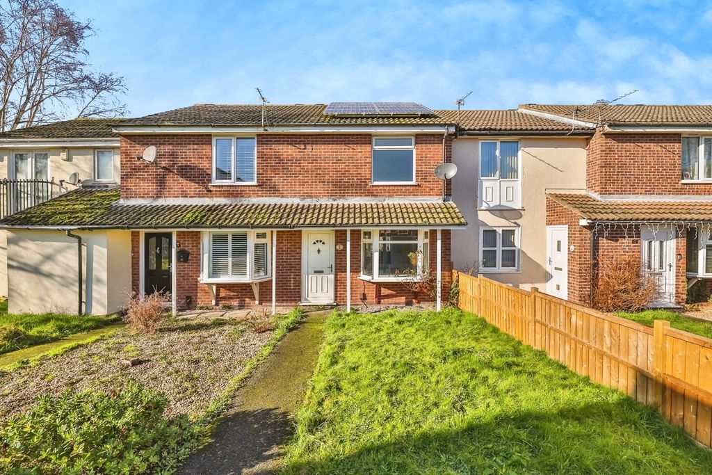 Property photo 1 of 18 Front