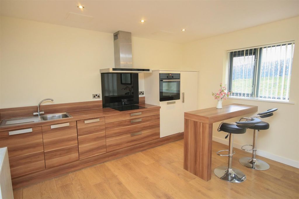 Property photo 2 of 14 Open Plan Living Room