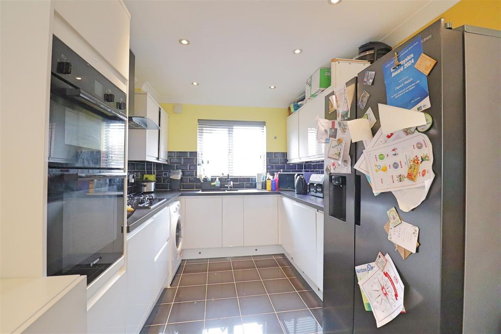 Property photo 3 of 18 Img_0956.Jpg