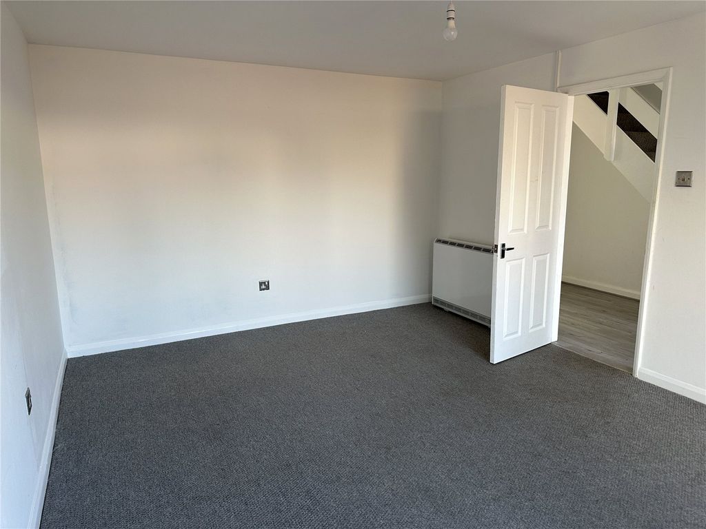 Property photo 3 of 10 Picture No. 19