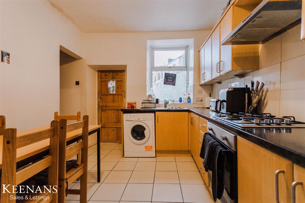 Property photo 3 of 16 Img_6018.Jpg