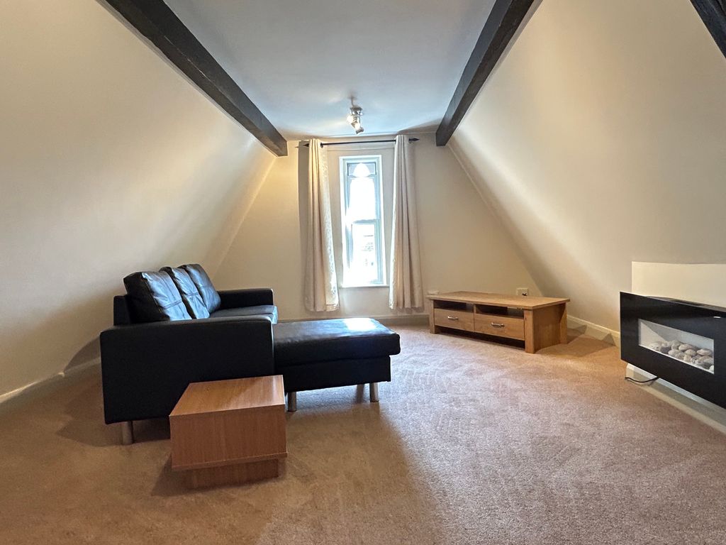 Property photo 1 of 8 Sitting Room