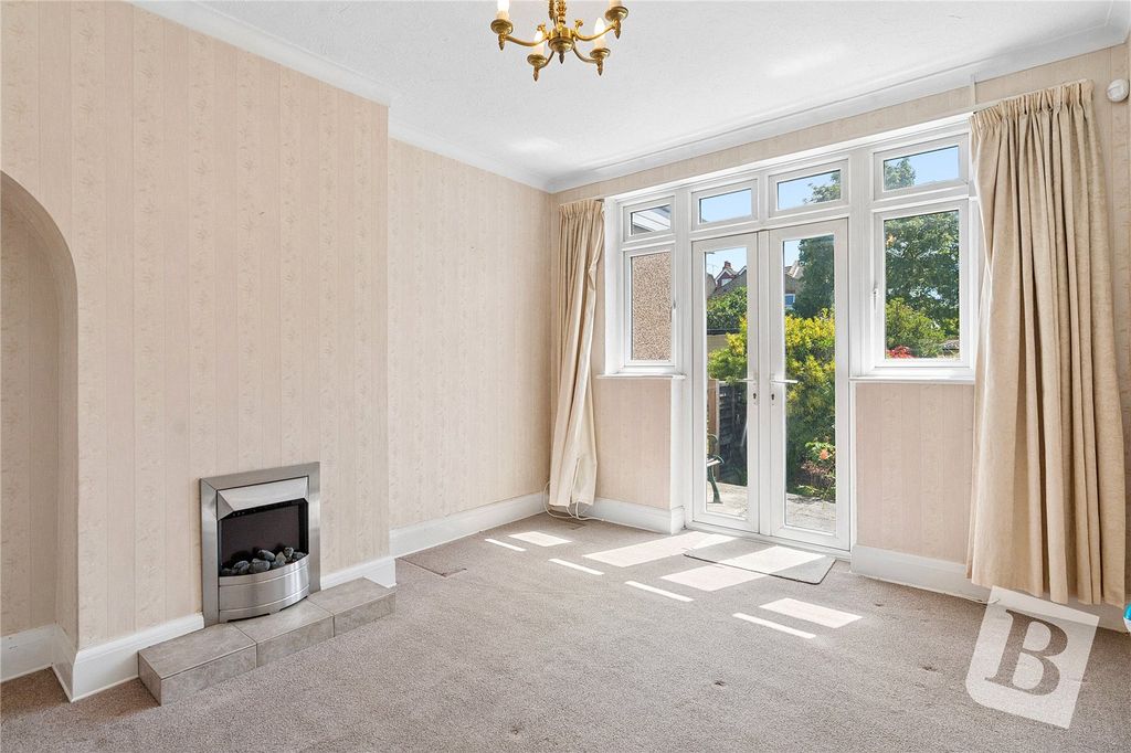 Property photo 3 of 11 Picture No. 41