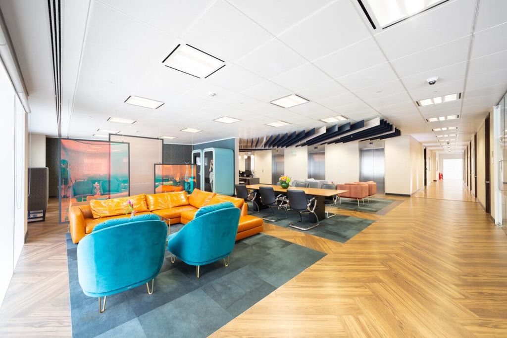 Property photo 2 of 4 7 40 Gracechurch Street.Jpg