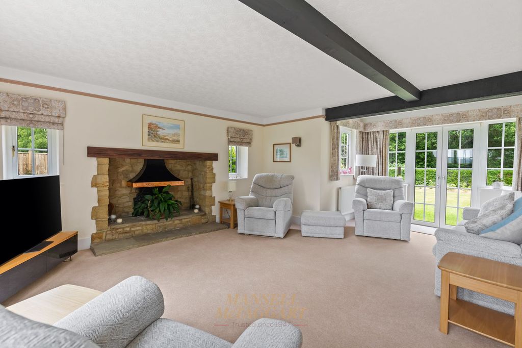 Property photo 3 of 19