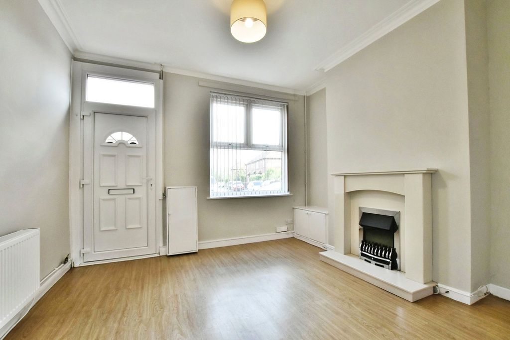 Property photo 2 of 16 Photo