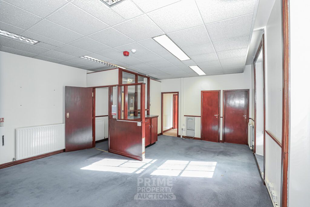 Property photo 2 of 16