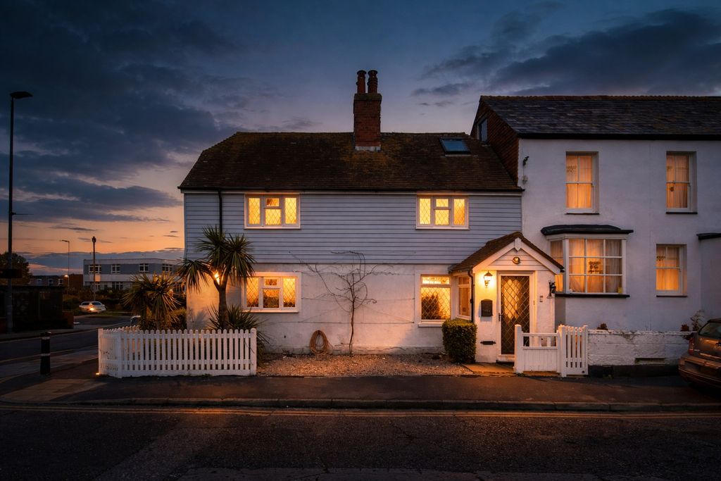 Property photo 1 of 34