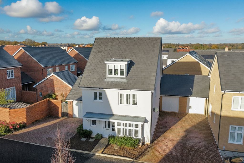 Property photo 1 of 29