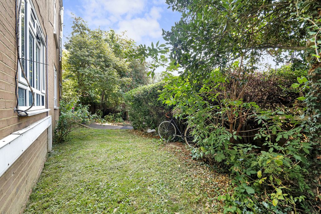 Property photo 3 of 8