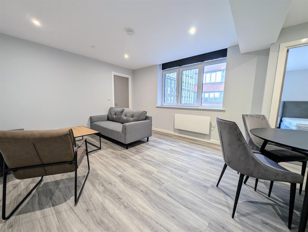 Property photo 1 of 15 Living Room