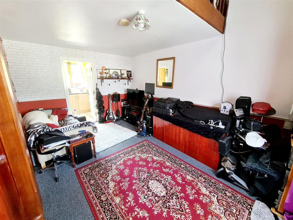 Additional image 10 of 2 bed maisonette for saleWooda Road, Launceston PL15