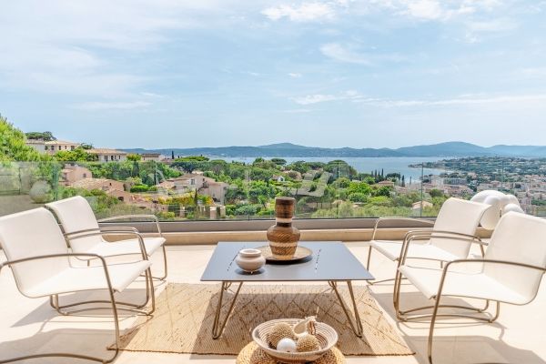 Property photo 1 of 3