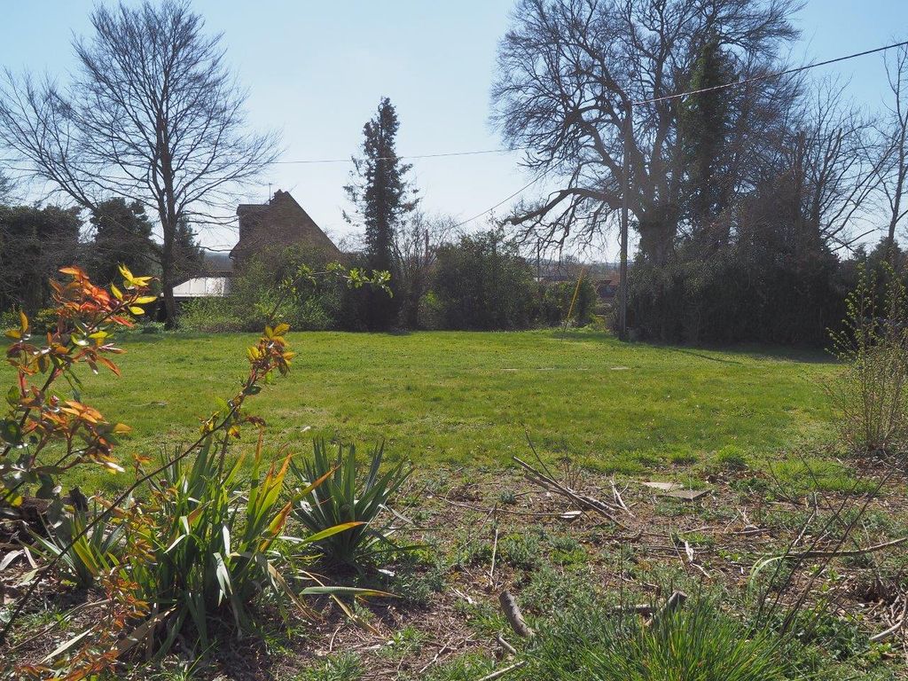 Property photo 2 of 8