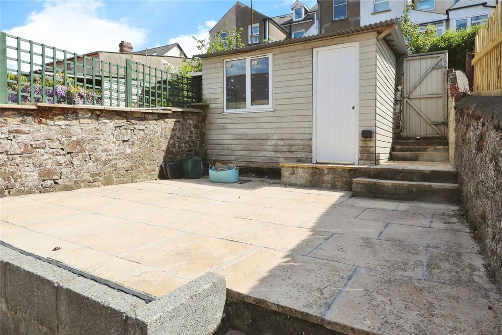 Property photo 2 of 10 Picture No. 08