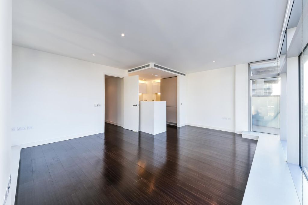 Property photo 3 of 25