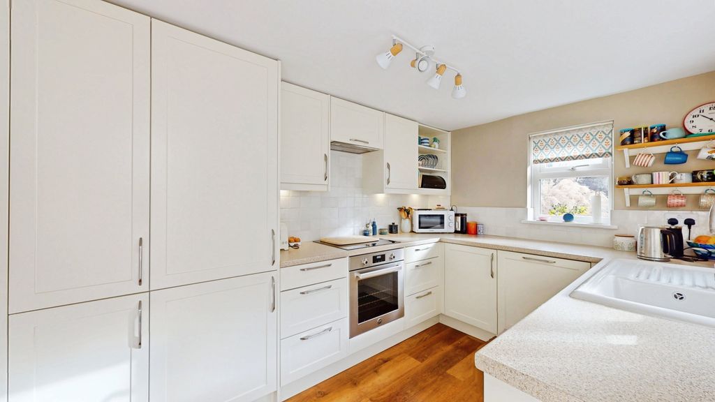 Property photo 3 of 16 Fad19F9c-02102026_133418