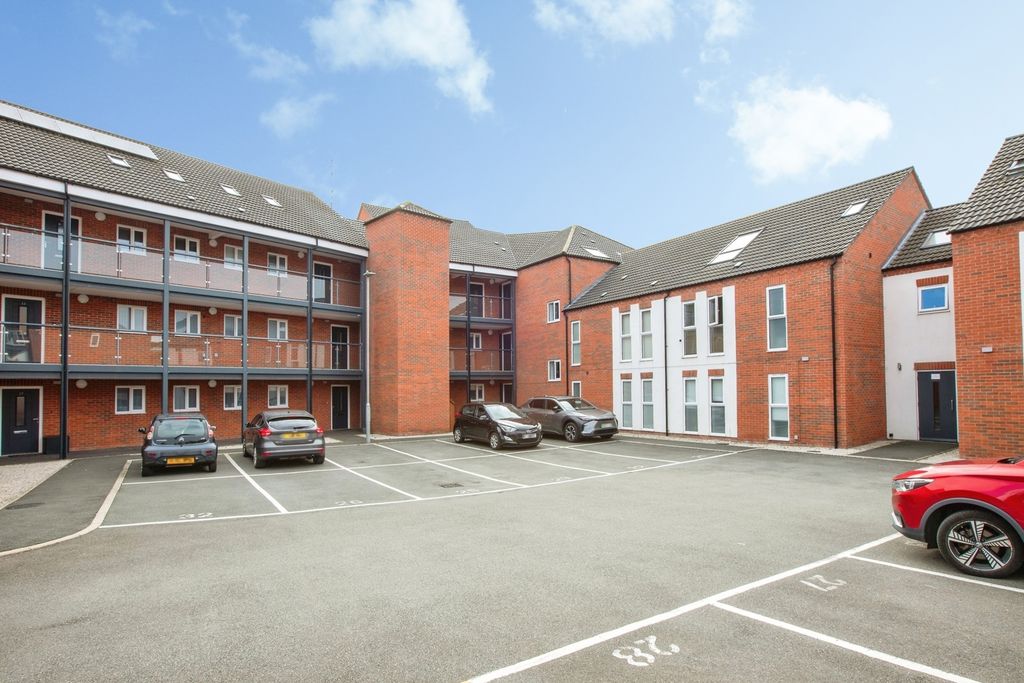 Property photo 2 of 17 Pbox-Img.Jpg