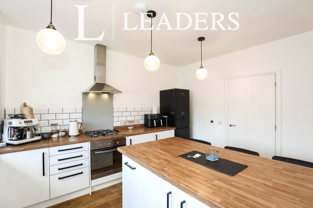 Property photo 3 of 10 Picture No. 06