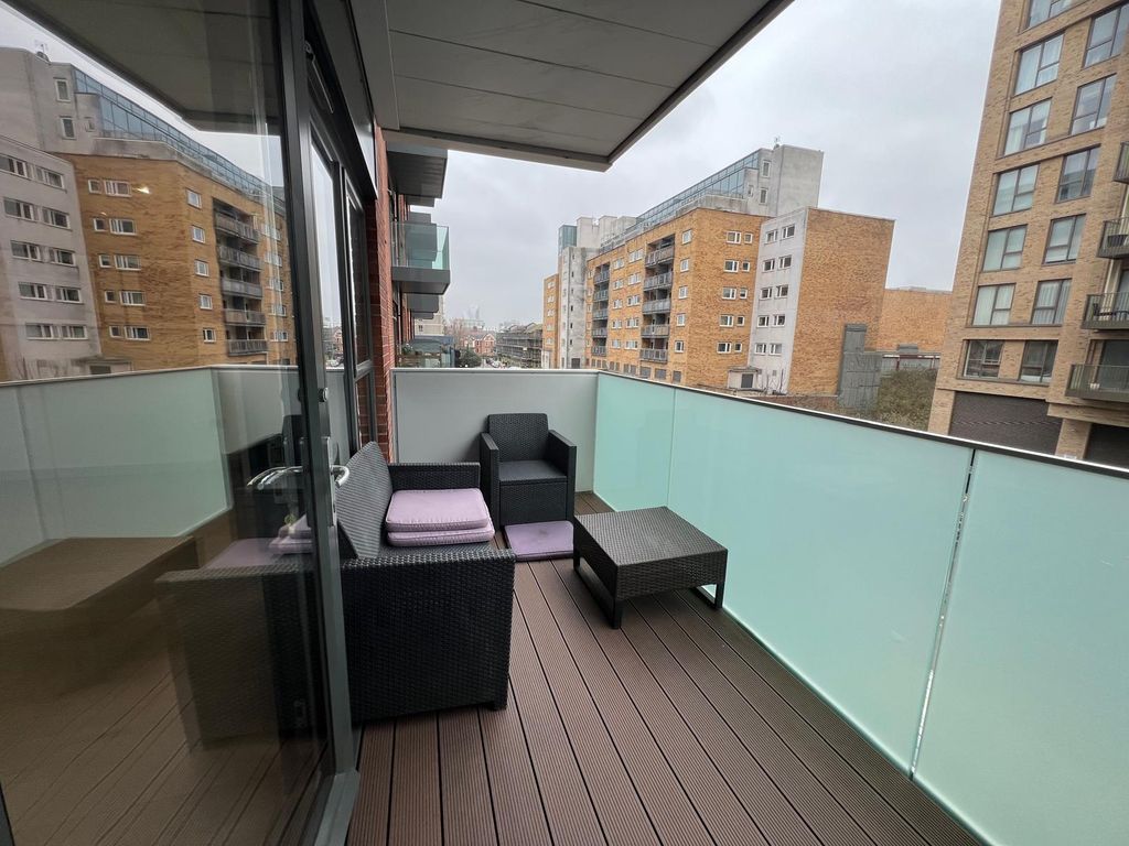 Property photo 2 of 10