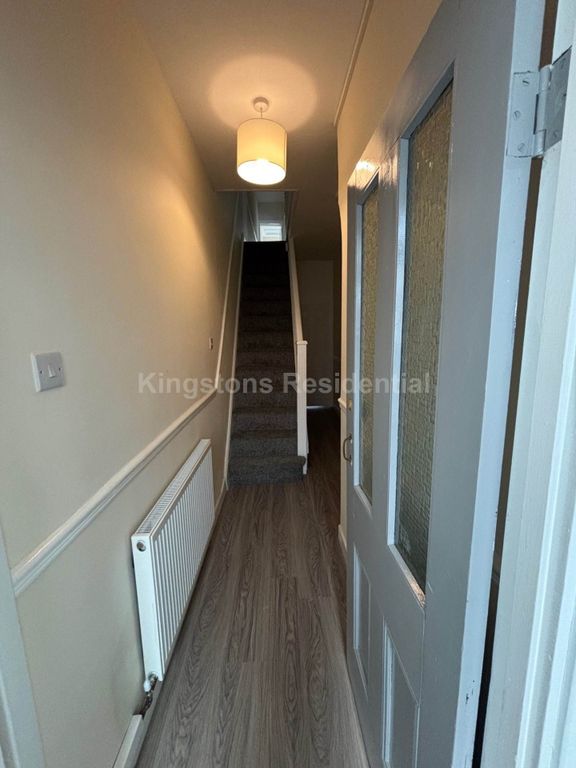 Property photo 3 of 32
