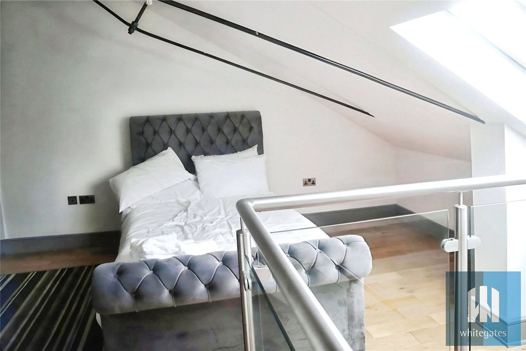 Property photo 3 of 9 Picture No. 28