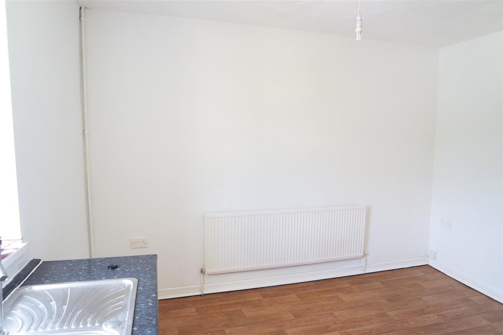 Property photo 3 of 10 Sam_3417.Jpg