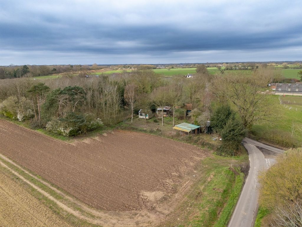 Property photo 1 of 35