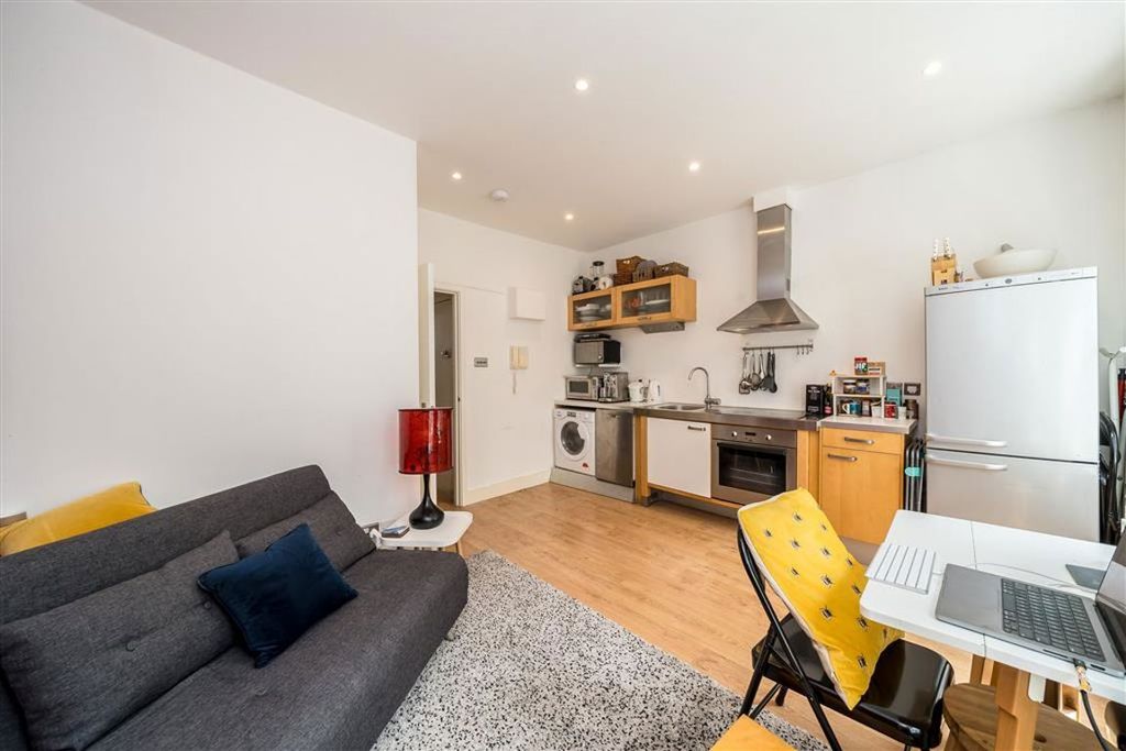 Property photo 2 of 5