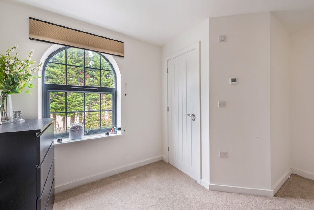 Property photo 3 of 17 9 The Old Coal Ya...