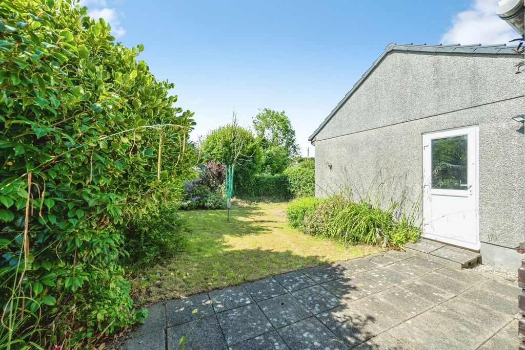 Property photo 2 of 10 Pbox-Img.Jpg