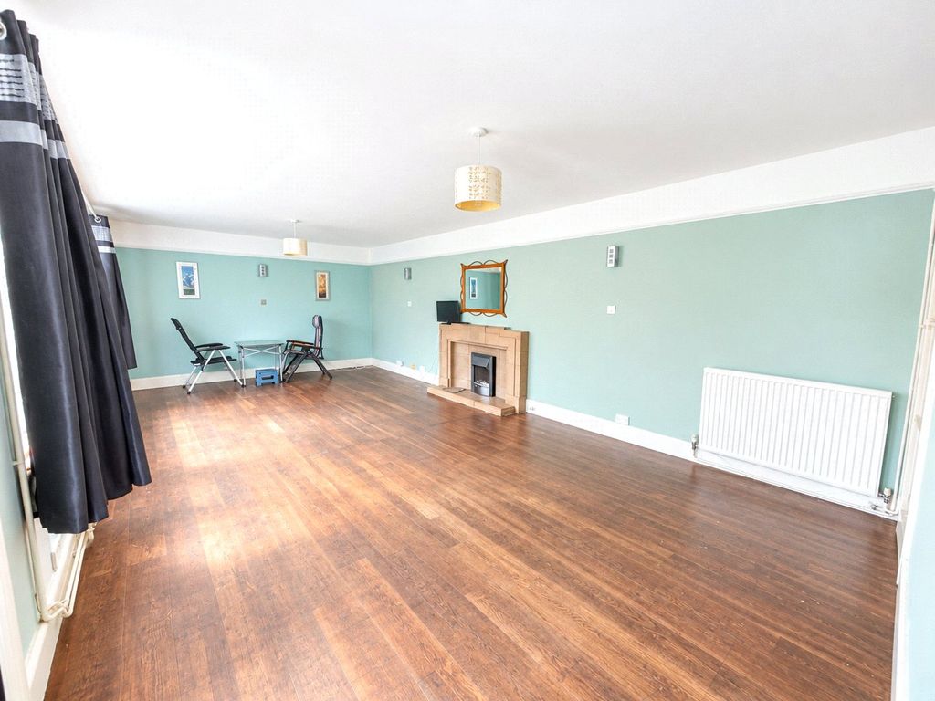 Property photo 3 of 13 Picture No. 18