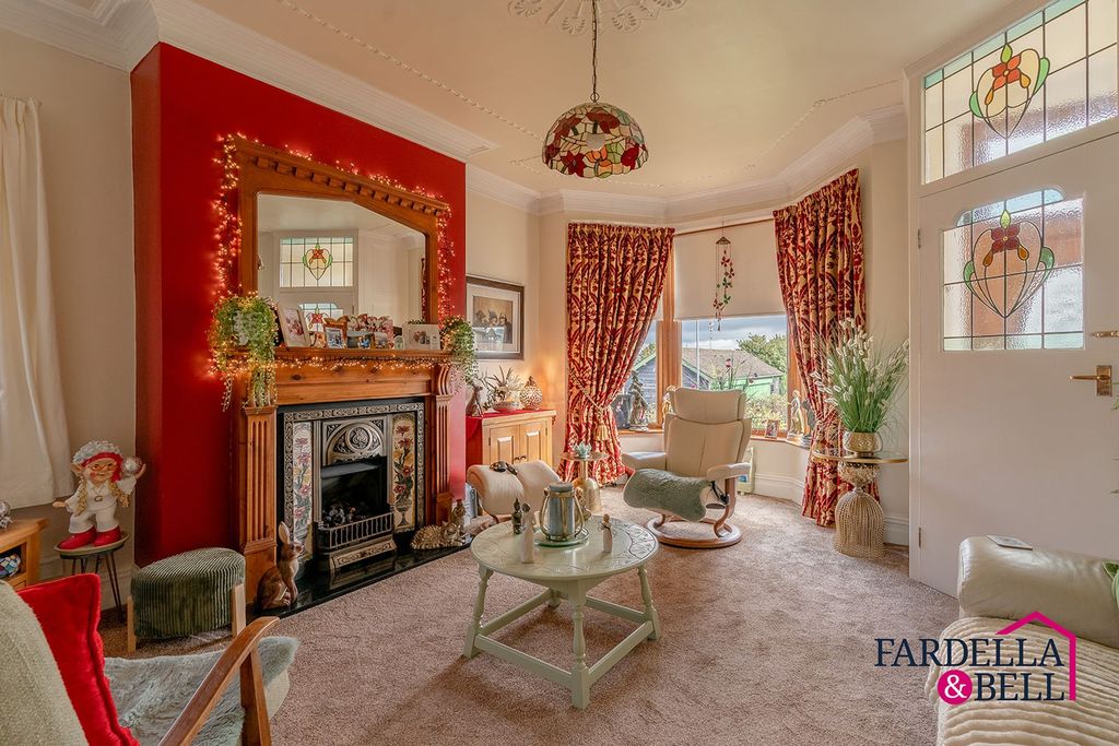 Property photo 1 of 16