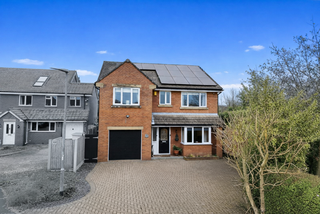 Property photo 1 of 33