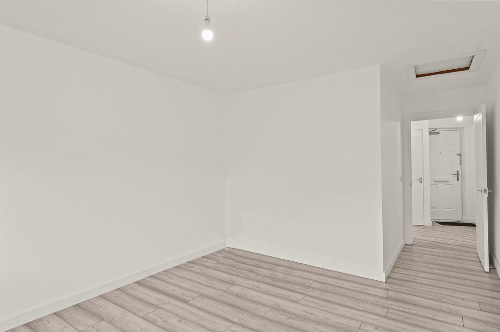 Additional image 8 of 2 bed flat to rentWoodburn Drive, Alloa FK10
