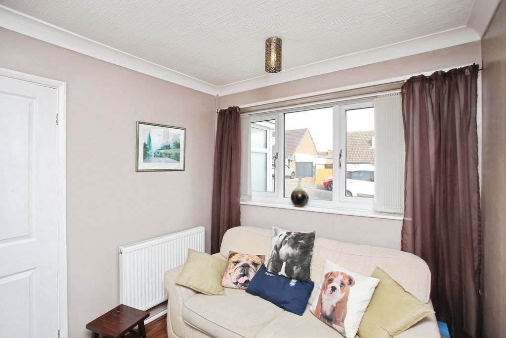 Property photo 3 of 24 Img_1154