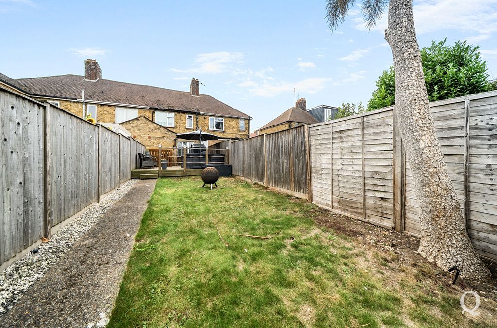 Property photo 3 of 33 36B6E226-A007-4E6...