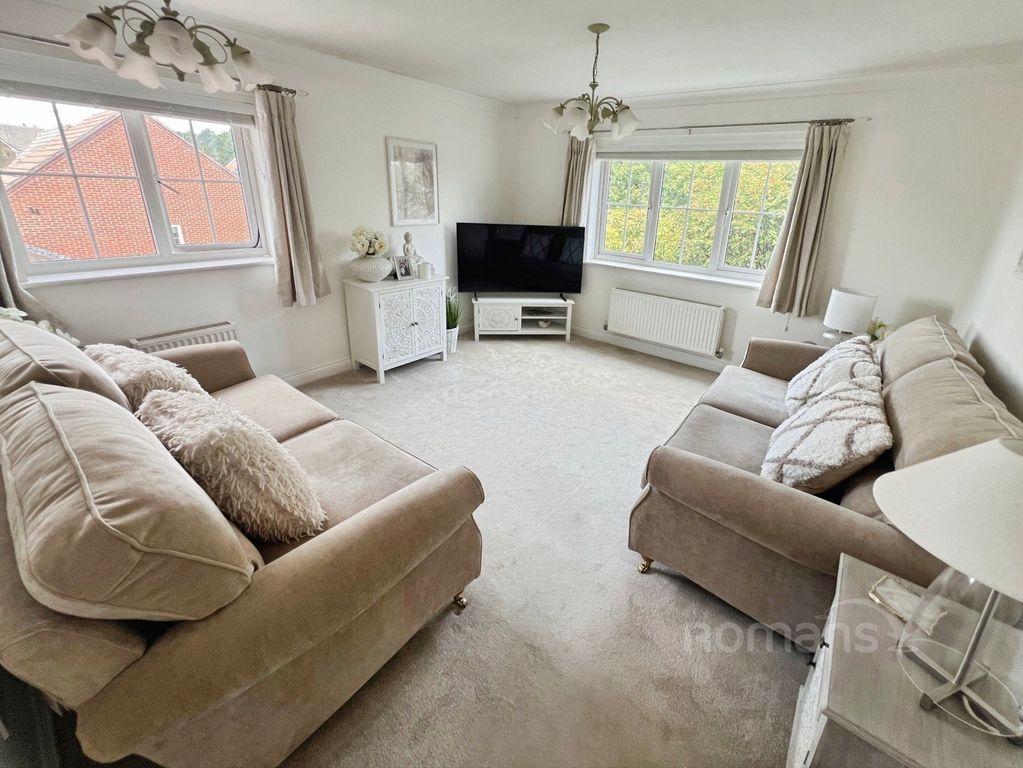 Property photo 2 of 22 Pbox-Img.Jpg
