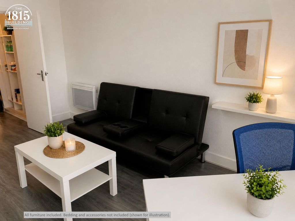 Property photo 2 of 9 Flat 17 Lounge.Png