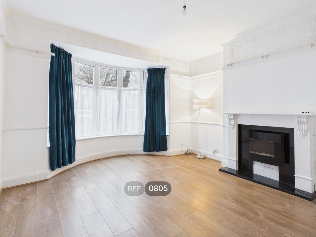 Property photo 1 of 38 Living Room