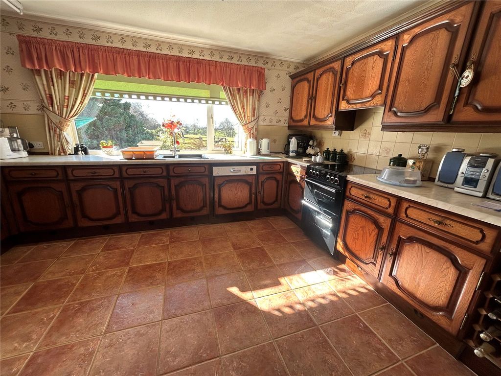 Property photo 3 of 44 Picture No. 26